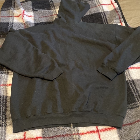 Black zip up - Picture 4 of 4